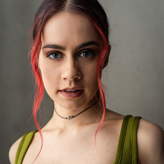 Ella Grant